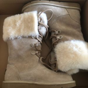 Ugg Natural Sheepskin Boot